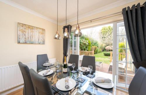 Solihull House | Summerfield House - Elegant house with garden near NEC, JLR, Solihull