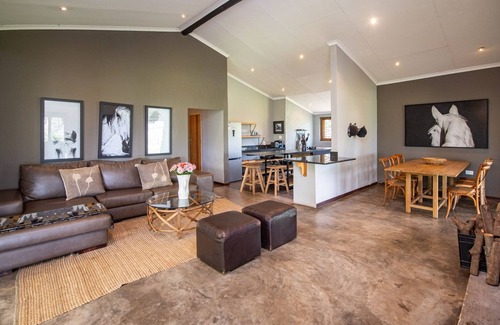 Hazyview Cabin | Summerfields Rose Retreat & Spa