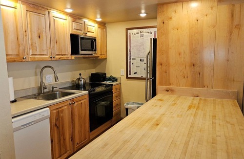 East Village at Copper Condo | Summit House East 104