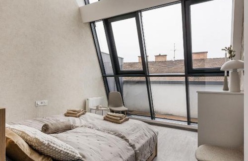 Ferencvaros Apartment | Summit Stay - Penthouse with Parking for Two