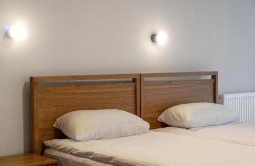 Yablunytsya Hotel | Summit