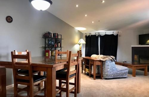Fraser House | Summit Vista Villa- Hike, Ski, Bike!