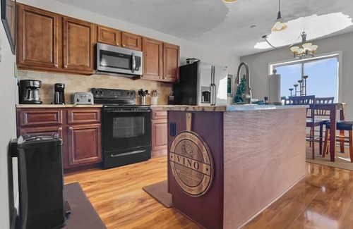 Snowshoe Apartment | Summit205C Across from Village Sleep 10 VIEWS WiFi