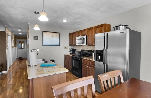 Snowshoe Apartment | Summit205C Across from Village Sleep 10 VIEWS WiFi