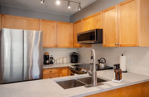 Nicklaus North Condo | Sun-Drenched Golf Club Apartment