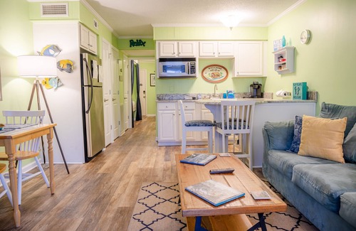 Tybee Island Condo | Sun, Sand and Pool : Condo at Savannah, Tybee