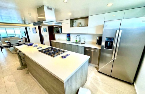 Las Glorias Apartment | Sun, Sand & Breakfast! 2BR Beachfront Gem