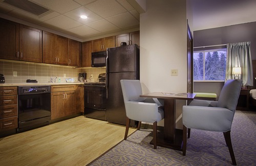 Stowe Area Hotel | Sun & Ski Inn And Suites