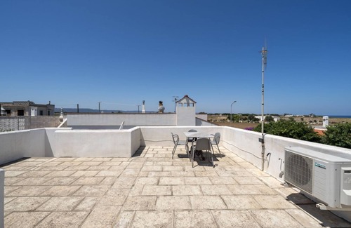 Ostuni Villa | Sun & Smile - Detached villa with veranda and terrace a stone's throw from the sea