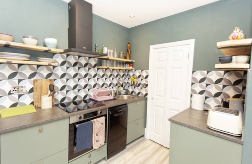 Whitstable House | Sunbeam and Sundance Cosy House