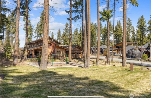 Cle Elum House | Suncadia 4 Bdrm Home located within the heart of the Resort