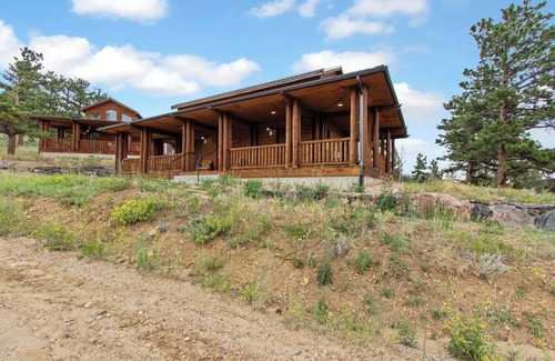 Allenspark Cabin | Sundance #2 at Pathways Ranch at Allenspark, CO!