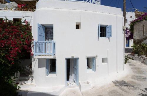 Mykonos Apartment | Sunday Summer Studio