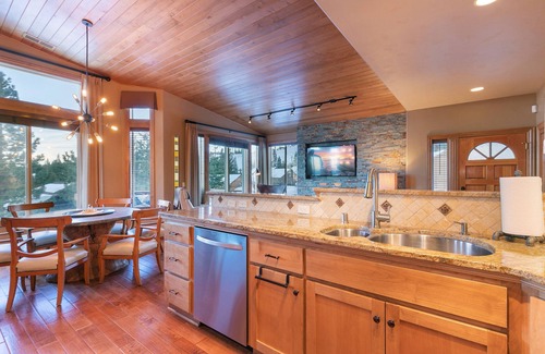 Truckee House | Sundial Retreat at Tahoe Donner - 2BR Monthly Lease
