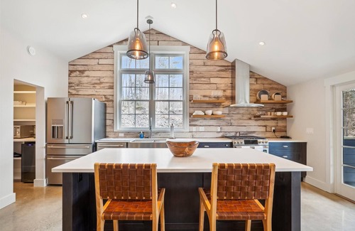 Stowe Area Apartment | Sundown at the Pony Shed: new 1 br, fireplace, deck!