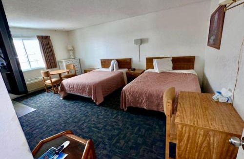 Eureka Hotel | Sundown Lodge