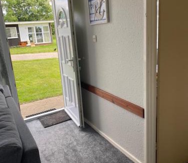 Great Yarmouth Apartment | Sunee Holidays Chalet