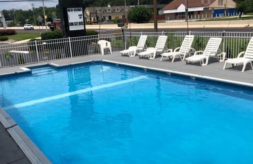 Galloway Hotel | Sunflower Inn