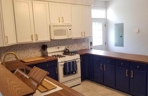 Atlantic City House | SunKissed Casa - Very Close to the Beach & Boardwalk!