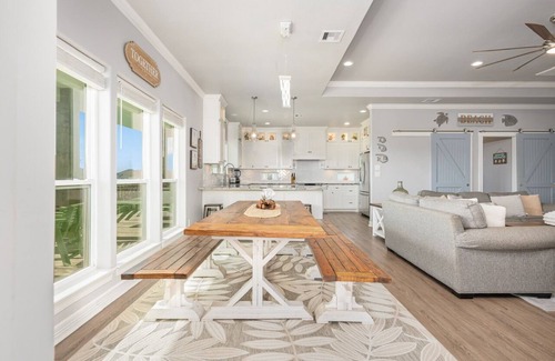 Port Bolivar House | Sunkissed Castle - Beautiful 4 bedroom home 1000 ft from the beach!