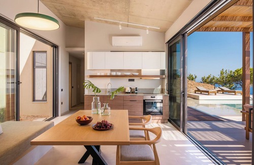 Agia Pelagia Villa | Sunlit & Airy Retreat with Endless Sea Views!