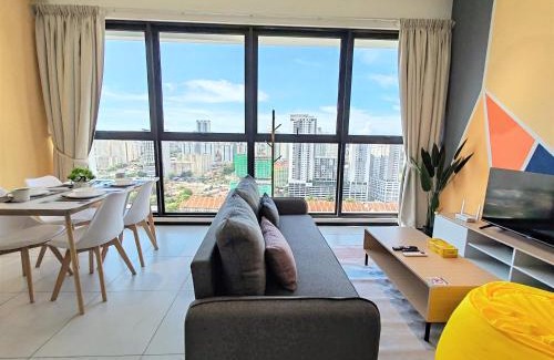 George Town Apartment | Sunlit Minimalist Suite, 7 Pax at Urban Suites Georgetown by SuperStay