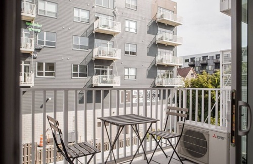 Fifth Ward Apartment | Sunlit Modern Apartment with Balcony