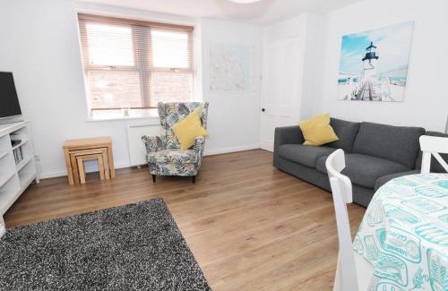 Seahouses House | Sunnie Cottage