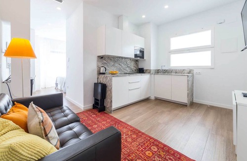 Sant Francesc Apartment | Sunny apartment in the heart of Valencia city