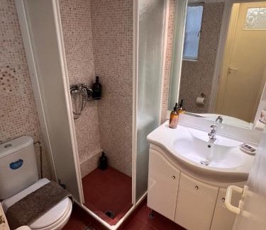 Kaisariani Apartment | Sunny Athens