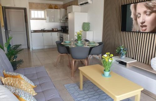 Puerto del Carmen Apartment | Sunny Corner, delux apartment vista mar and pool