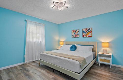 Pinellas Park House | Sunny Days and Starry Nights