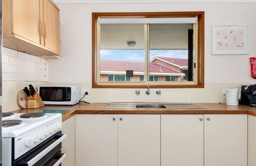 Tuross Head Apartment | Sunny Days Hideaway in Tuross Head