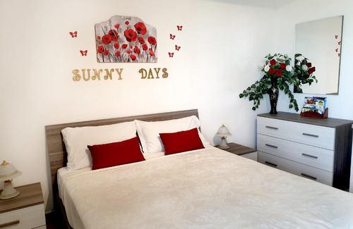Pedara House | Sunny Days
