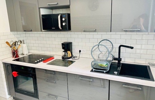 Amelie-les-Bains-Palalda Apartment | Sunny 2-Bedroom Apartment with A/C, Balcony, Near City Center and Thermal Baths