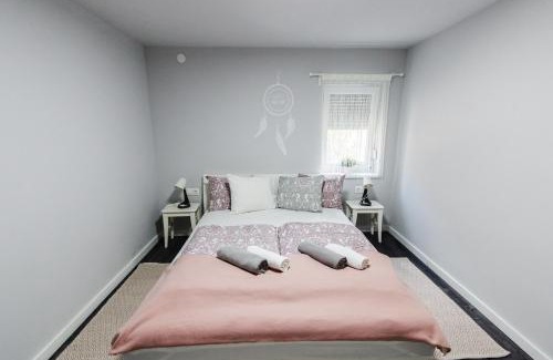 Bogacs Apartment | Sunny Garden Apartment