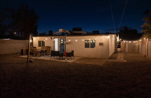 Camelback East Apartment | Sunny Guest Suite w/large backyard - Pets Welcome