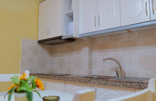 Sarande Hotel | Sunny Holiday
