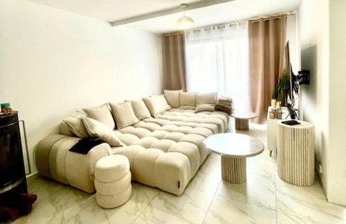 Calais House | Sunny House - Maison avec Jacuzzi, à 10 min de la mer