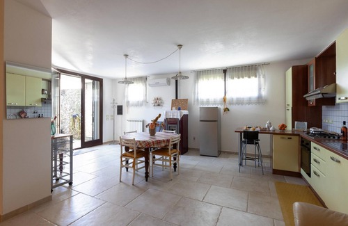 Sanarica Apartment | Sunny House Mono with Pool, Sanarica, Italy