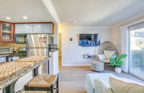 Imperial Beach Condo | Sunny Imperial Beach Condo - Walk to Ocean!