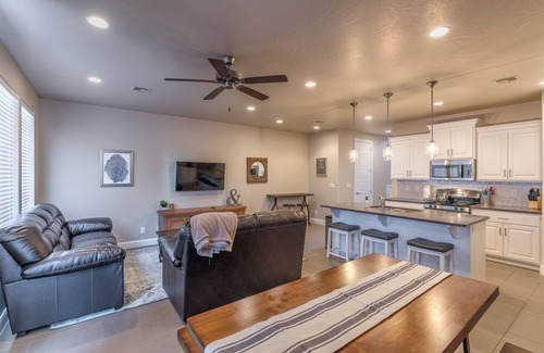 St. George Villa | Sunny Ledgeview Retreat at The Ledges *Resort Amenities Included!*