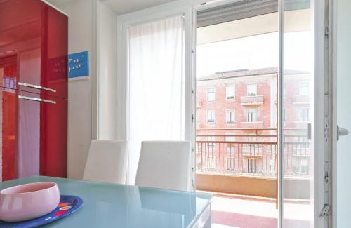 Lazzaretto Apartment | Sunny Milan Hideaway