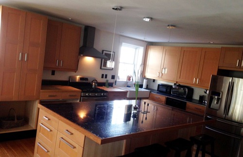 Peaks Island House | Sunny, modern, family home w large yard. Summer on beautiful Peaks Island!