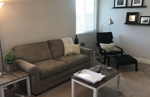 Woodland House | Sunny New “Casita” just 11 minutes to UC Davis