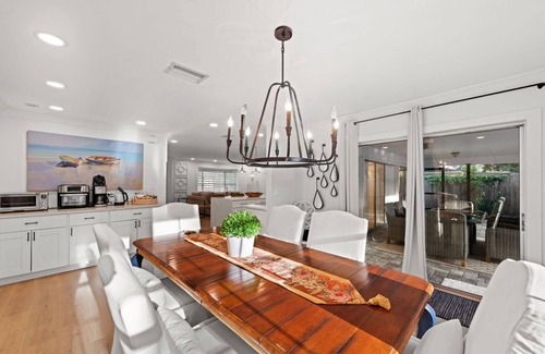 Sarasota Springs House | Sunny Oasis: Bright, Private and Beautiful Retreat!nMagnolia Rentals