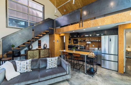Santa Fe House | Sunny Open Home by Cafecito in Baca Railyard