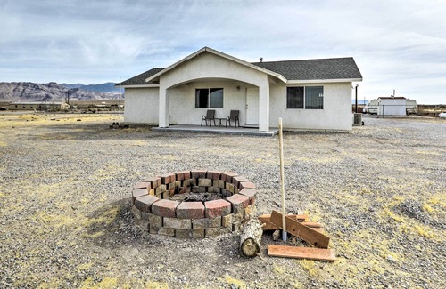 Pahrump House | Sunny Pahrump Hideaway w/ Patio + Fire Pit!