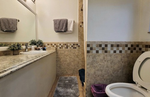 South Palm Park Neighborhood Association Hotel | Sunny Palms Inn