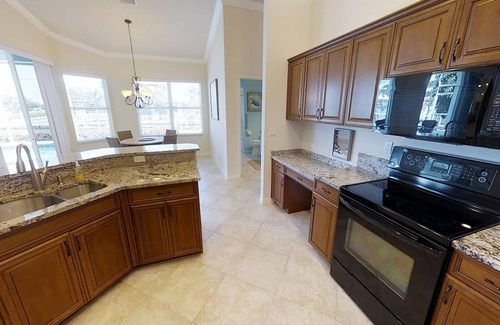 Marco Island House | Sunny Pool & Spa inside Lanai! You will Love this fully furnished 3bdrm Home!